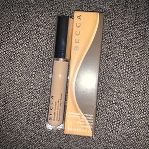 Becca concealer